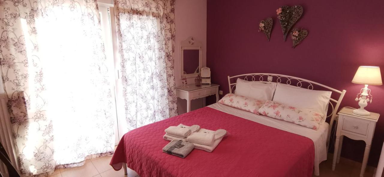 Iris Deluxe Suites 1 Kavala Exteriör bild